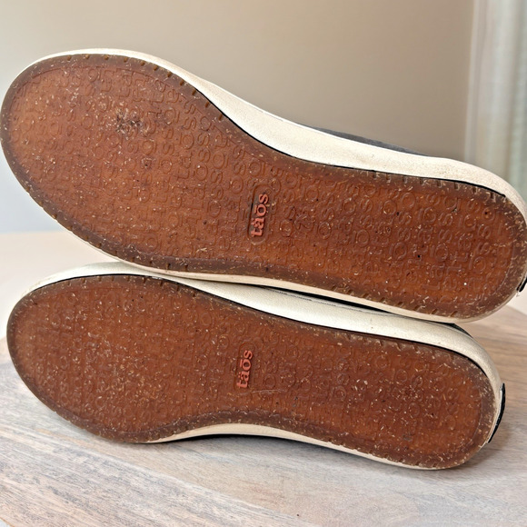 Taos Plim Soul Black Leather Lace Up Sneakers Women’s Size 7.5 - Picture 9 of 11